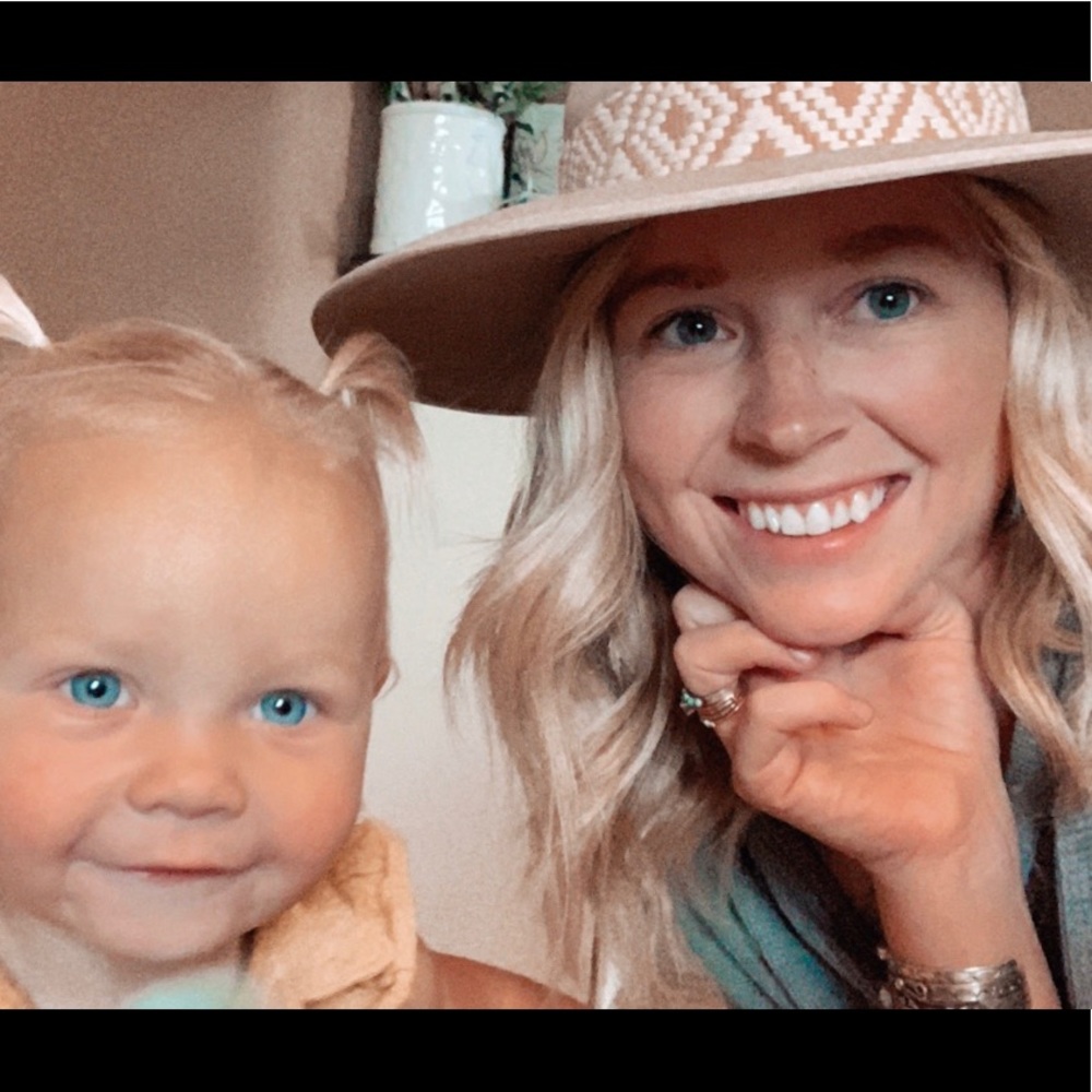 Meet your Posher, Lindsey